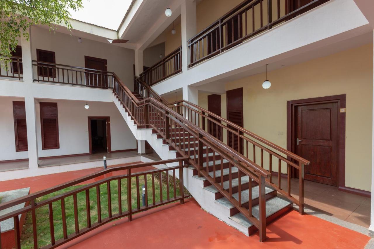 Kstdc Hotel Mayura Yagachi, Belur Belur  Esterno foto