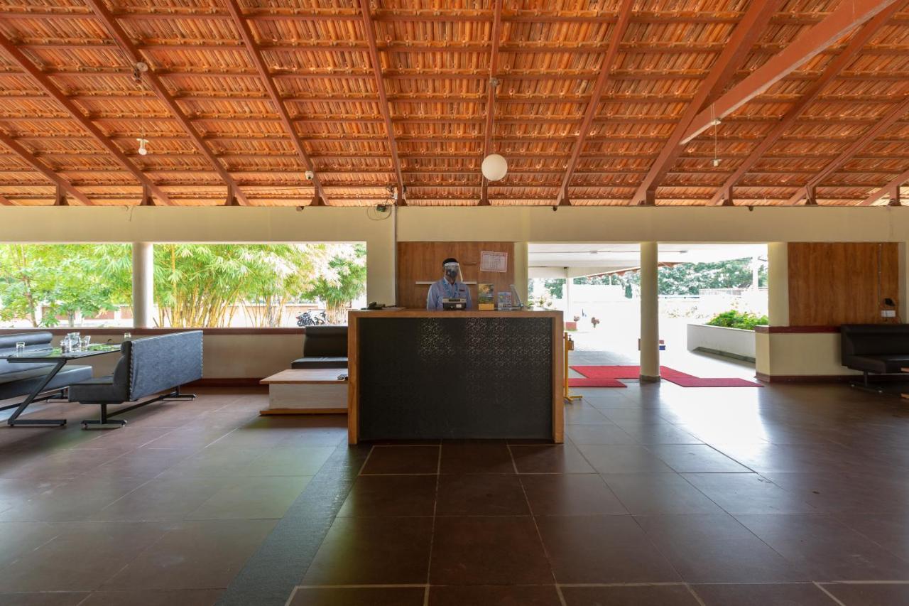Kstdc Hotel Mayura Yagachi, Belur Belur  Esterno foto