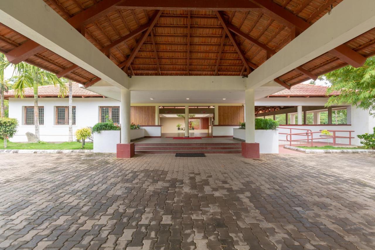 Kstdc Hotel Mayura Yagachi, Belur Belur  Esterno foto